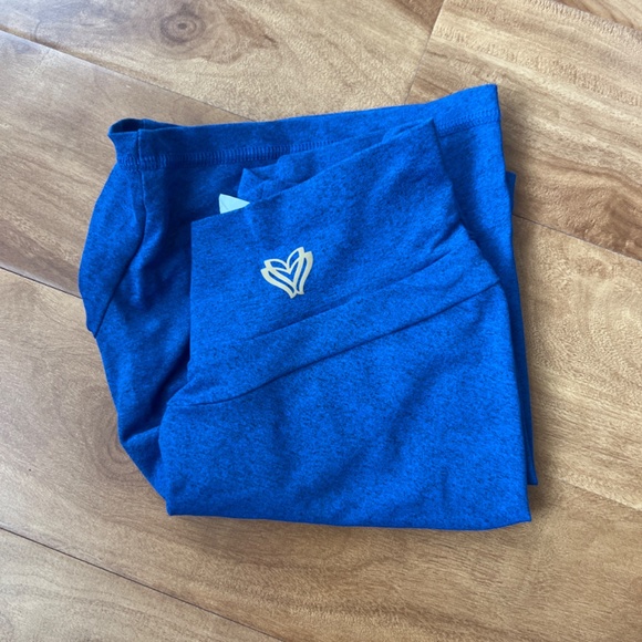 CLS seamless front scrunch shorts - Picture 3 of 3